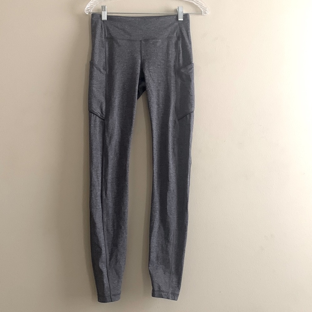 Lululemon Speed up Leggings (not sold anymore)